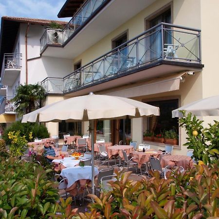 Hotel Bellavista マルチェージネ エクステリア 写真