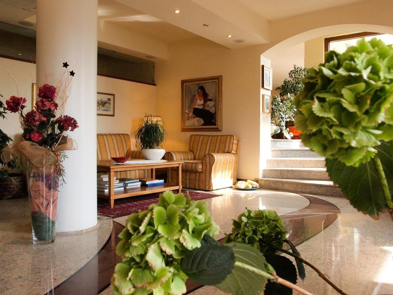 Hotel Bellavista マルチェージネ エクステリア 写真