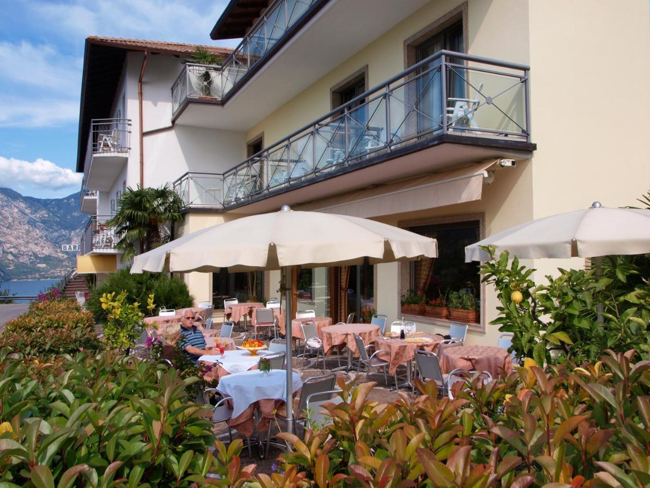 Hotel Bellavista マルチェージネ エクステリア 写真